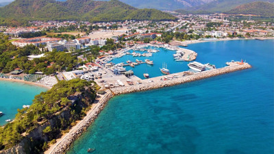 Kemer’e turist akını. Tüm zamanların rekoru kırıldı