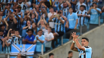 Luis Suarez, Gremio’ya veda etti