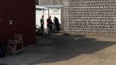 Gölgesinde dinlendiği duvar öldürdü