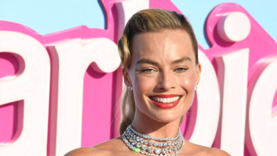 Barbie'nin yıldızı THY'nin reklam yüzü olacak. Duyanlar 'Uçaklarımız pembe mi olacak' diye düşünmeden edemedi