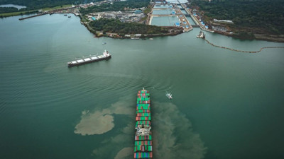 Süveyş Kanalı'nda kaza