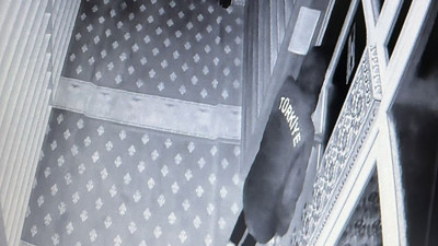 Camilerden yardım kutusu çalan hırsız yakalandı