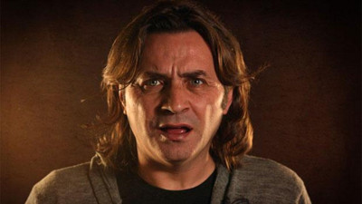 Ünlü yapımcının gergin anları. AVM çalışanlarıyla kavga etti görüntüler kayda geçti,