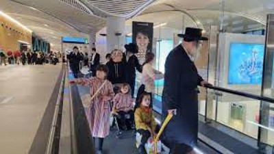 Yüzbinlerce İsrailli ülkesini terk etti. İsrail basını açıkladı