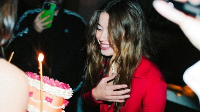 Afra Saraçoğlu'ndan ayrılık sonrası 'Mutluyum' paylaşımı