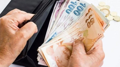 Çalışan emeklilerin 5 bin TL ikramiye alacağı tarih belli oldu. 2 günde almayan kalmayacak