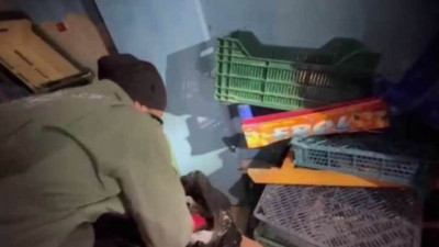 Manavdan kilolarca esrar çıktı