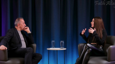 İşte Fatih Altaylı'nın sorduğu o soru. Fatih Altaylı Defne Samyeli'ye sadece bu soruyu sormak için program yaptı