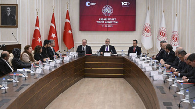 Asgari ücret görüşmelerinde bir ilk yaşandı. Milyonların gözü kulağı çıkacak sonuçta