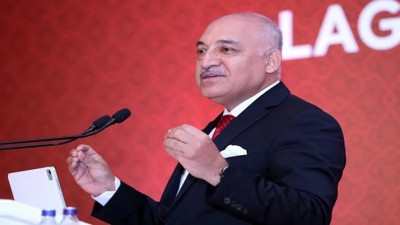 Böyle saçma bir cevap görülmedi. Mehmet Büyükekşi'nin gazetecinin sorusuna verdiği yanıt kan dondurdu.