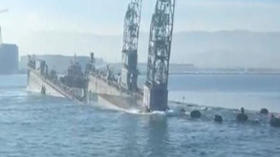 Kocaeli'de yüzer havuz battı. 24 kişi ölümden döndü