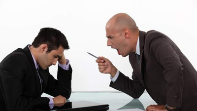 Müdüre nasıl davranmalı