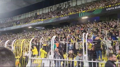 Ferdi'nin muhteşem golü. Taraftarın müthiş sevinci. Fenerbahçe tur kapısını araladı