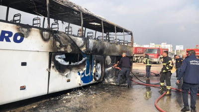 Metro Turizm yolcu otobüsü cayır cayır yandı, yolcular ölümle burun buruna geldi