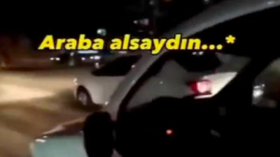 Motorcuyla araç sürücüsünün güldüren diyaloğu: "Araba alsaydın..."