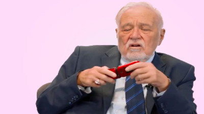 İlber Ortaylı'nın isyanı: “Bu telefon hep çalıyor kardeşim!”