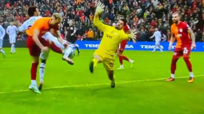 'Barış Alper'in yaptığı penaltı' Deniz Çoban Galatasaray Karagümrük maçındaki pozisyonu anlattı