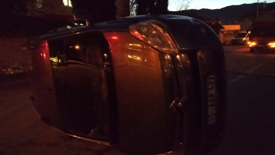 Çocuk sürücü kazaya karıştı. 2 yaralı