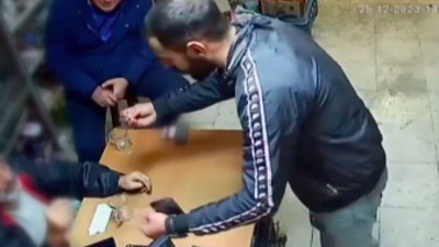 Adana'da 2 dal sigara için silahlı soygun