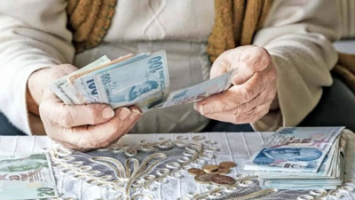 Milyonlarca emekli Ocak'ta eksik maaş alacak. Kara haberi işin uzmanı duyurdu