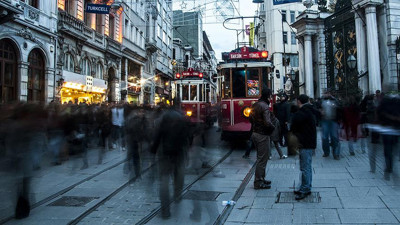 Beyoğlu'nda kaçak göçmenlere karşı denetim gerçekleştirildi