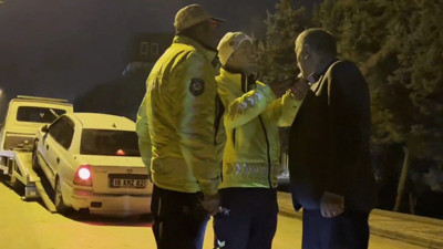 Alkollü sürücü polislere zor anlar yaşattı