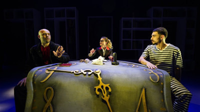 'Kitaplar' bu akşam prömiyer yapacak