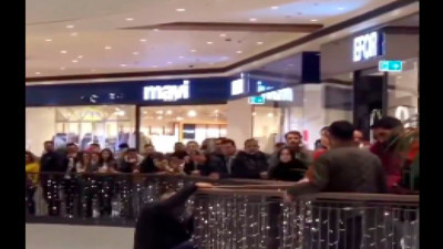 Maltepe'de AVM'de bir vatandaş "Açım ben, çocuklarım aç" diye bağırdıktan sonra atlayarak intihar etti