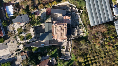 Demre’ye nüfusunun 7 katı turist akın etti. Hepsi Noel Baba Kilisesi’ne gitti