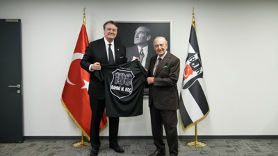 Rahmi Koç'tan Hasan Arat'a destek. Kulübe geldi 'Yanındayım' mesajını verdi