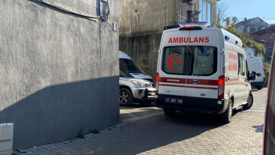 İşyerinin avlusunda intihara teşebbüs etti