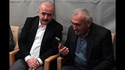 Bakan Yerlikaya, şehit babasıyla telefonda görüştü