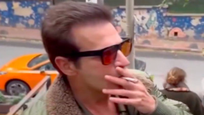 Şarkıcı Teoman'ın 2024 planı güldürdü: "Sigarayı azaltacağım, bırakmayacağım"