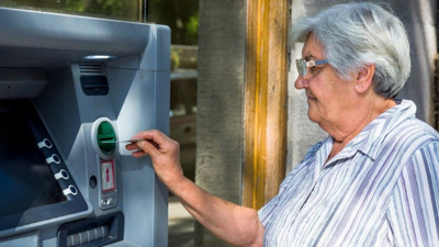 Kök maaş ve en düşük emekli maaşı yandaş medyaya sızdırıldı. Kimse bunu beklemiyordu