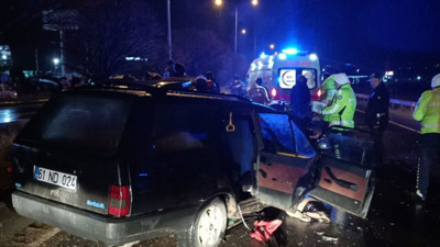 Bolu’da iki otomobil çarpıştı. Kazada 6 kişi yaralandı