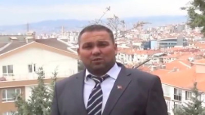 Düşük bütçeli Muhtar adayı tanıtım videosu sosyal medyada viral oldu