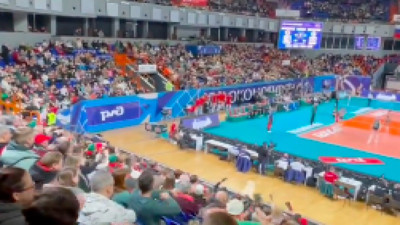 Ebrar Karakurt'a Lokomotiv Kaliningrad tribünlerinden Erik Dalı şovu ile destek