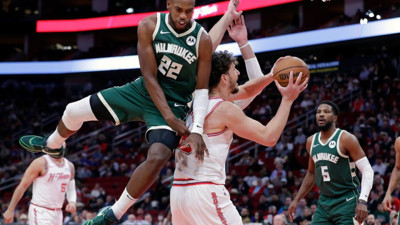 Alperen Şengün atıyor. NBA onu konuşuyor