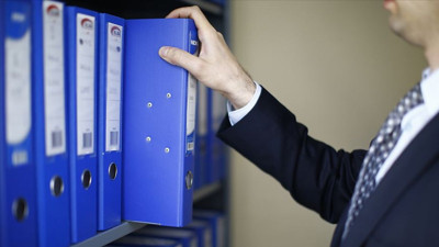 Dosyasını zamanında teslim etmeyen bilirkişiyle ilgili flaş karar