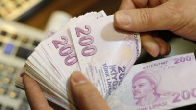 Emekli promosyonuna yeni yıl zammı. Emekliler kuyruğa girecek