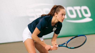 Zeynep Sönmez Avustralya Açık'ta final turuna yükseldi