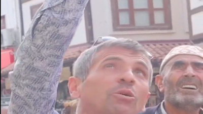 Vatandaştan beyin yakan iddia: "Bu caminin minaresinde CHP'nin okları var! Burada namaz kılmam"