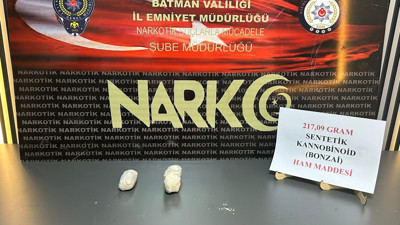 Zehir tacirlerine baskın