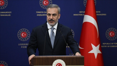 Bakan Fidan, Pakistanlı ve İranlı mevkidaşlarıyla görüştü