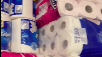 Eşya ve gıda stoklayan adamın tutumu tartışma yarattı: Kimi mantıklı buldu, kimi abartılı