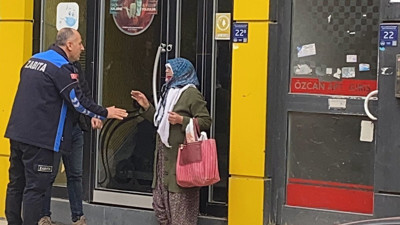 Elazığ'da dilenciden müthiş depar! Zabıtalara maraton koşturdular