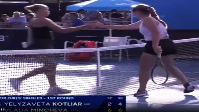 Dünyanın gözü önünde tenis maçında diplomatik kriz çıktı