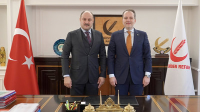 AKP’den istifa edip Yeniden Refah Partisi'nden büyükşehir adayı oldu