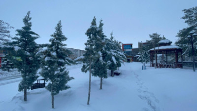 Muradiye’de kar esareti