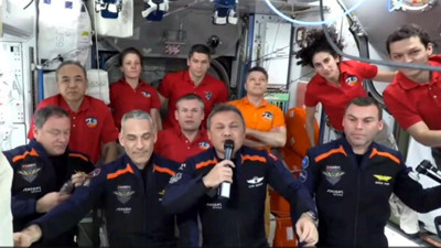 Alper Gezeravcı, uzaydan öğrenci ve akademisyenlerle görüşecek